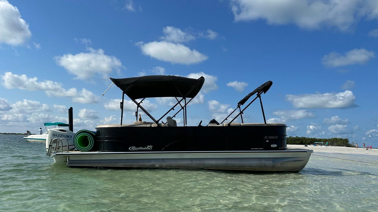 Rent this 22' Misty Harbor on Anchor