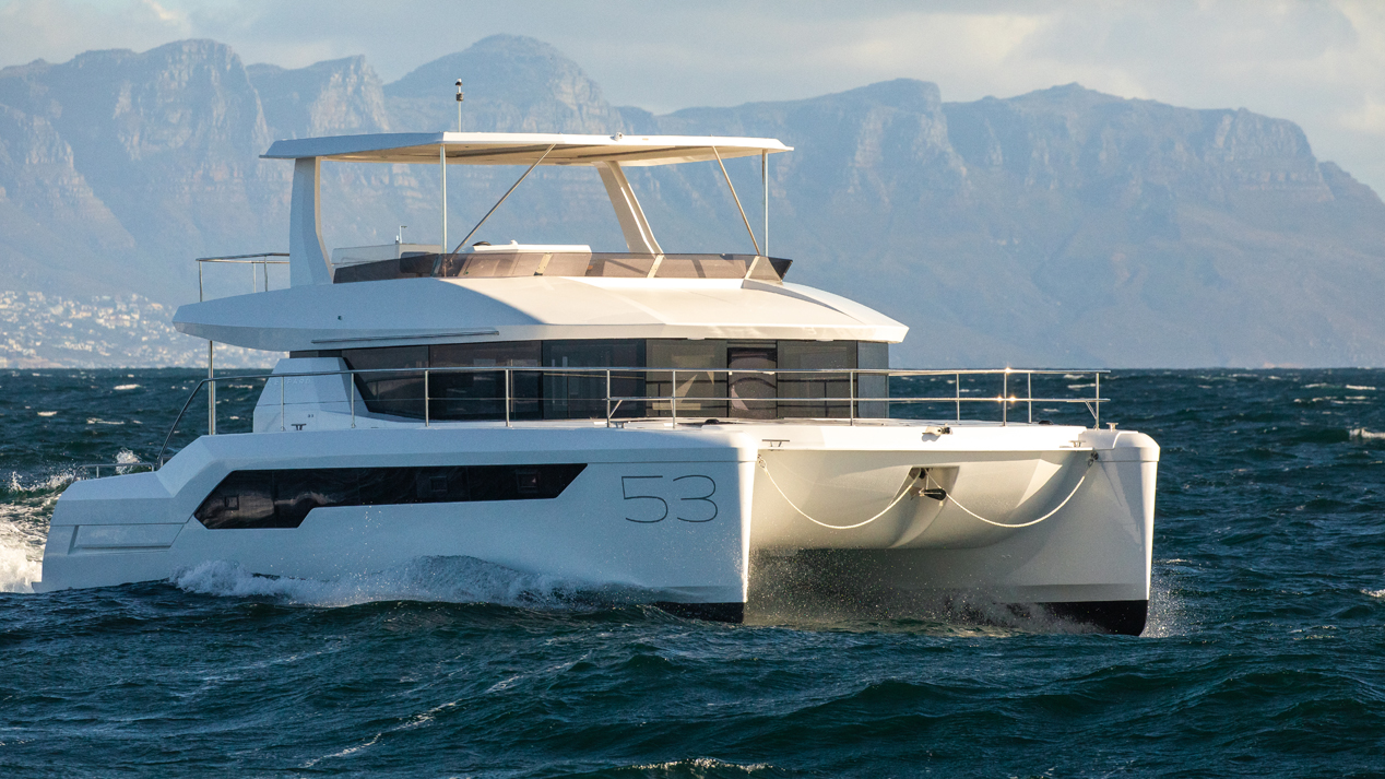 Anchor-Yacht-Rental-53-Leopard